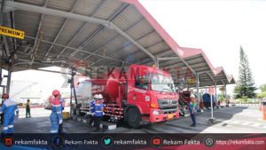 Hatim Ilwan : “Dengan Tersedianya Pertamina DEX Pada IT Bitung, Resiko Pengiriman Menjadi Kecil Karena Jarak Makassar-Bitung 1.700 Kilometer Dan Memakan Waktu 9-10 Hari