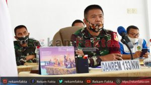 Kepala Staf Umum TNI Letjen Joni Supriyanto Pimpin Rapat Vitcom Jajaran TNI-Polri