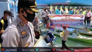 Kembali, Polres Gorontalo Utara Kucurkan Bantuan Beras 10 Ton Kepada 2000 Kepala Keluarga Terdampak Covid-19
