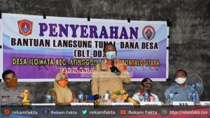 Sebagai Bentuk Transparansi, Ridwan Yasin Melibatkan Media Dalam Penyerahan BLT-DD