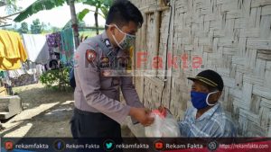 Warganya Menerima Bantuan, Kades Mootinelo : Terima Kasih Pak Kapolres.