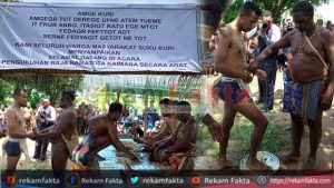 Pengukuhan Secara Adat Raja Namatota Oleh Suku Besar Kuri Di Kabupaten Kaimana