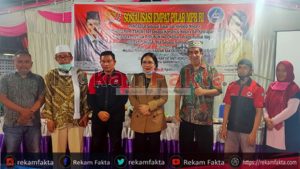 Kerjasama Dengan LSM GERAK, Dewi Sartika Hemeto Dan Fadel Muhammad Gelar Sosialisasi Empat Pilar MPR-RI