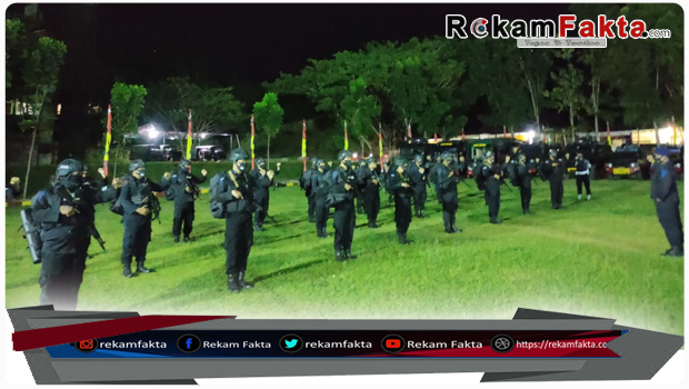 SatBrimobda Gorontalo Laksanakan Apel Rutin Kesiapsiagaan Tiap Malam Senin Di Mako Isimu