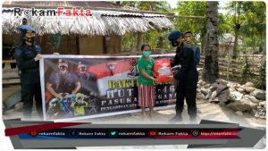 Personil Brimob Gorontalo Lakukan Bakti Sosial Dalam Rangka HUT GEGANA Ke-46