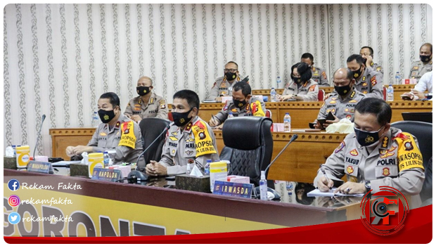 Kapolda Gorontalo Minta Kepada Kapolres Jajaran Bertindak Tegas Membubarkan Semua Kegiatan Kerumunan Dan Melanggar Protocol Kesehatan