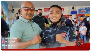 Dengan Mata Berkaca-Kaca, Bripka Bramandhita Ucapkan Salam Perpisahan Buat Kombes Pol. Rantau Isnur Eka, SIK., MM., MH