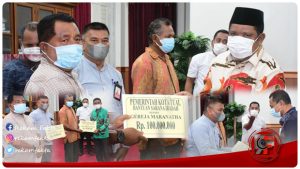 Pemkot Tual Serahkan Bantuan Pembangunan Rumah Ibadah
