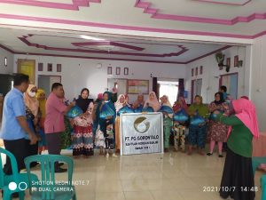 PT PG Gorontalo Kembali Kucurkan Ratusan Paket Sembako Kepada Warga Terdampak Banjir