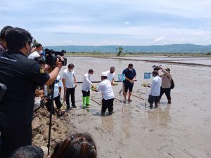 Dialog Dengan Petani Kabgor, Rachmat Gobel Usulkan Kredit Macet Usaha Mikro Dibawah 10 Juta Diputihkan