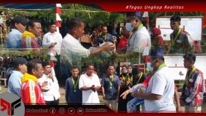 M Iqbal Payapo Membuka Acara Turnamen Volly Ball HIPPMAHB 2021