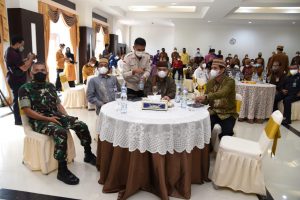 Kasrem 133/NW Hadiri Rapat Koordinasi Evaluasi Pengelolaan Keuangan Pusat dan Daerah Tahun 2021