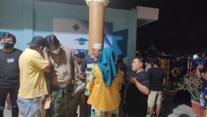 Puluhan Korban Investasi Bodong Datangi Kediaman Trader RA