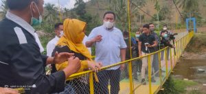 Resmikan Jembatan Polohungo, Rachmat Gobel : “Tolong Dijaga Jembatan Ini Supaya Bisa Bermanfaat Seterusnya Buat Masyarakat”