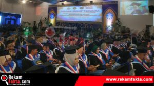 Sebanyak 178 Mahasiswa UMGo Resmi di Wisuda