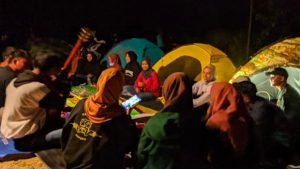 Forum Pemuda Pesisir Kabupaten Gorontalo (FP2KG) Adakan Camping Ilmiah
