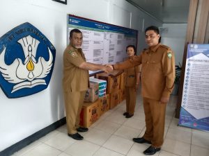 Disdik Malra Kembali Salurkan Bantua Bagi Siswa – Siswi Ohoi Ohoiren