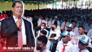 Rektor Unisan Sampaikan Motivasi Yang Humanis di PKKMB Unisan