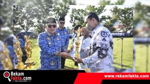 Hut Ke-51 Korpri,  Anggota Yang Purna Tugas Mendapat Penghargaan Dari Walikota Gorontalo