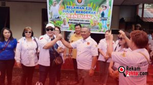 Relawan E2L Berikan Bantuan Bibit ke Petani di Kabupaten Bolmong