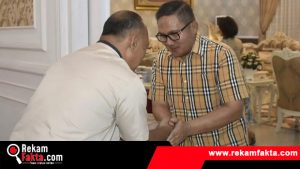 Sambil Tersenyum, Marten Taha Sambut Baik Kedatangan Danrem 133 Nani Wartabone