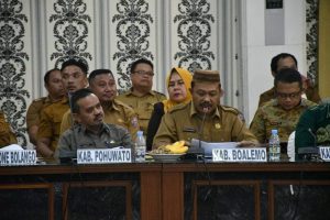 Sekda Boalemo Hadiri Rapat Koordinasi Evaluasi Penyerapan APBD dan APBN Triwulan IV TA 2022