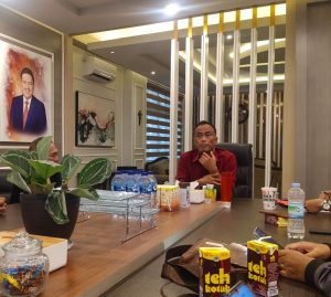 Dirut PDAM Meicky Taliwuna “Mereka Seharusnya Menuntut Pesangon ke Direksi PT AIR