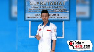 Roy Syawal Desak Pemda Boalemo Evaluasi Kinerja Kades Pentadu Timur