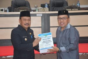 Hadiri Sidang Paripurna, PJ Bupati Bacakan Pidato Pengantar