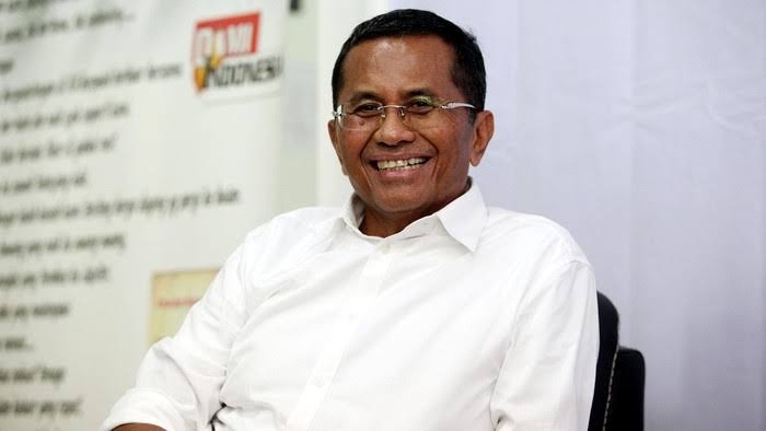 Dahlan Iskan Terlibat Dalam Pengadaan LNG PT Pertamina, Karen Agustiawan Menyebut Tandatangan Dahlan