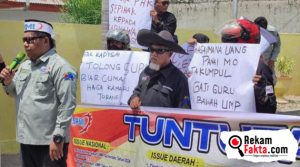 Perjuangkan Hak Guru di Yayasan Al Azhar, FSPMI Gelar Aksi Protes