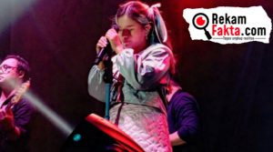 Konser di Gorontalo, Idgitaf : “Makasih Sudah Mau Malam Kamisan Sama Aku”