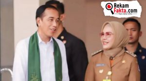 Potret Cantik Bupati Merlan Saat Mendampingi Kunjungan Presiden Jokowi di Bone Bolango