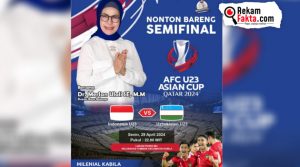 Bupati Merlan “Nobar” Dengan Warga Bonbol Dukung Timnas U-23 di Semifinal Asian Cup