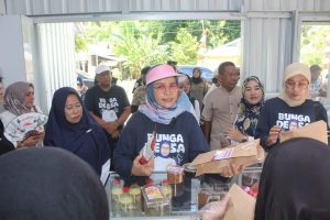 Datangi Desa Tunas Jaya, Ini Yang Dilakukan Bupati Merlan