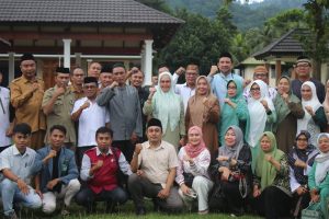 Merlan Uloli Agendakan Halal Bi Halal di Rumah Dinas Bupati