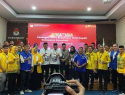 Pilkada Kabgor: Bapaslon Hendra-Warsito Jadi Pendaftar Terakhir