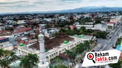 Meningkatkan PAD, Ujian Ketegasan Walikota Adhan Dambea