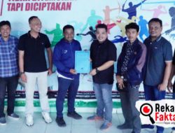 Jeffry Rumampuk Mantap Daftarkan Diri Pimpin KONI Kabgor, Diantar Ketua PJS dan Tim Hukum