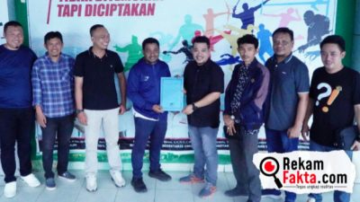 Jeffry Rumampuk Mantap Daftarkan Diri Pimpin KONI Kabgor, Diantar Ketua PJS dan Tim Hukum