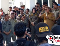 Di Hadapan Massa, Bupati Thariq Modanggu Akui Kasus Ijazah Wakilnya Sudah di Polda Gorontalo